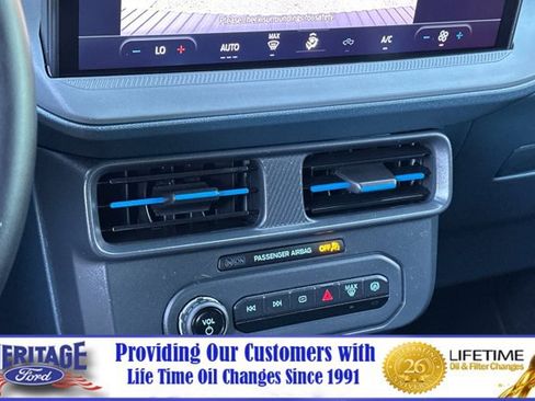 Used 2025 Ford Maverick Lobo AWD/4WD image 19