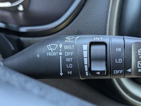 Certified 2023 Kia Soul LX image 33