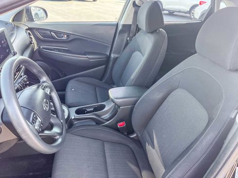 Used 2022 Hyundai Kona SEL image 16