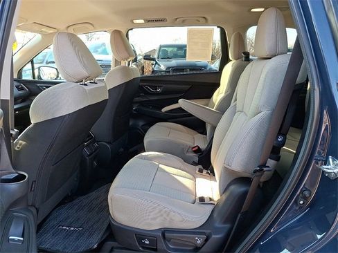 Used 2025 Subaru Ascent Premium image 10