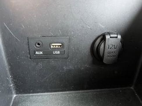 Used 2017 Kia Forte LX image 27