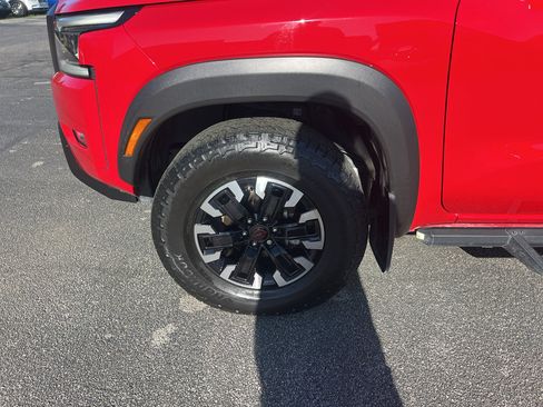 Used 2022 Nissan Frontier PRO-4X image 7
