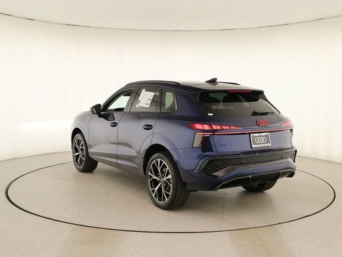 New 2026 Audi Q3 quattro 2.0T AWD/4WD image 4