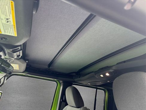 New 2025 Jeep Gladiator Sport image 21