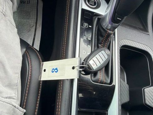Used 2023 Nissan Sentra SR w/ SR Premium Package FWD image 32