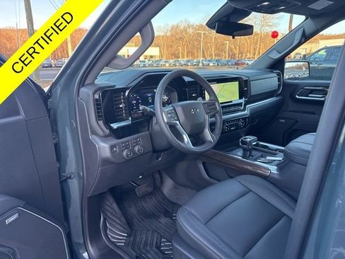 Used 2026 Chevrolet Silverado 1500 LT Trail Boss w/ LT Trail Boss Premium Package AWD/4WD image 10