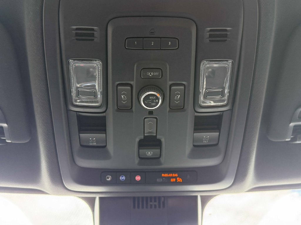 Used 2024 Chevrolet Tahoe High Country AWD/4WD image 35