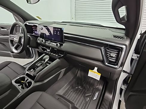 New 2026 GMC Canyon Elevation image 36