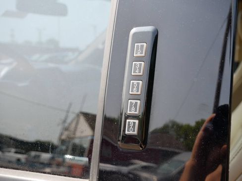 Certified 2019 Ford F250 Lariat RWD image 17