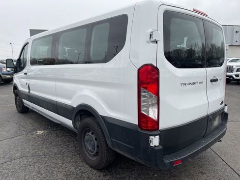 Used 2023 Ford Transit 350 XLT image 7