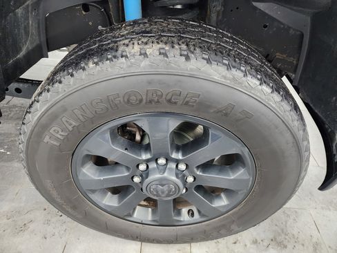 Used 2022 RAM 2500 Big Horn w/ Level C Equiment Group image 3