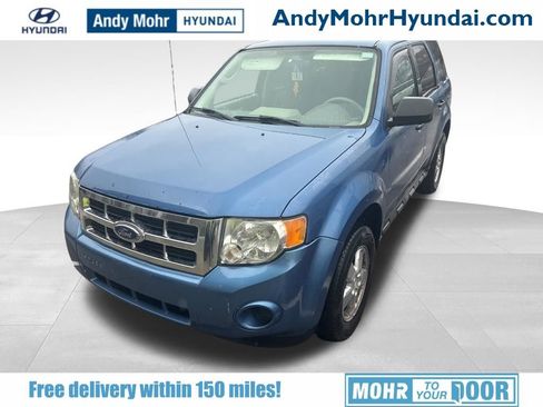 Used 2009 Ford Escape XLS image 1