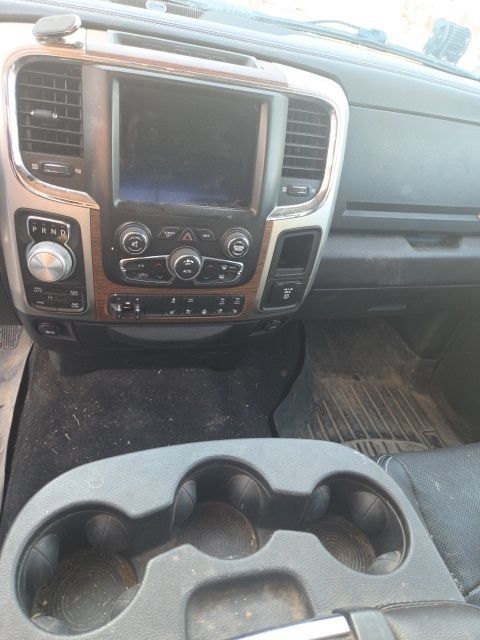 Used 2018 RAM 1500 Laramie w/ Convenience Group AWD/4WD image 14