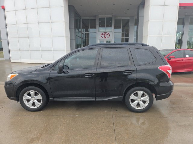 Used 2016 Subaru Forester 2.5i w/ Alloy Wheel Package AWD/4WD image 7
