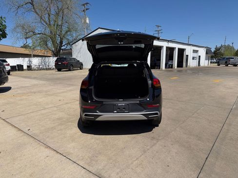 Used 2023 Buick Encore GX Preferred w/ Cold Weather Comfort Package image 33