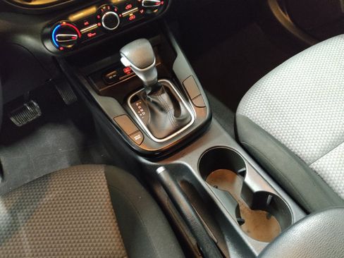 Used 2021 Kia Soul LX image 26