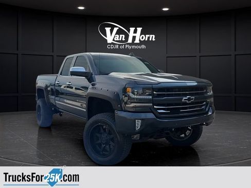Used 2017 Chevrolet Silverado 1500 LTZ Z71 w/ LTZ Plus Package AWD/4WD image 3