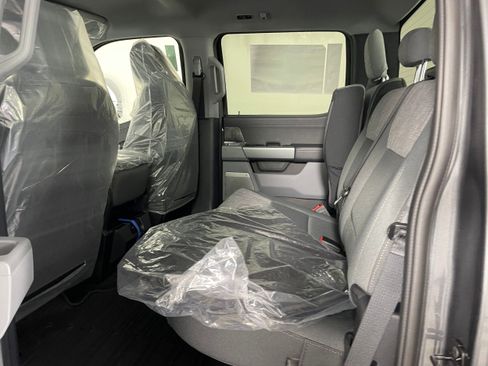 New 2026 Ford F250 XLT w/ XLT Premium Package image 4