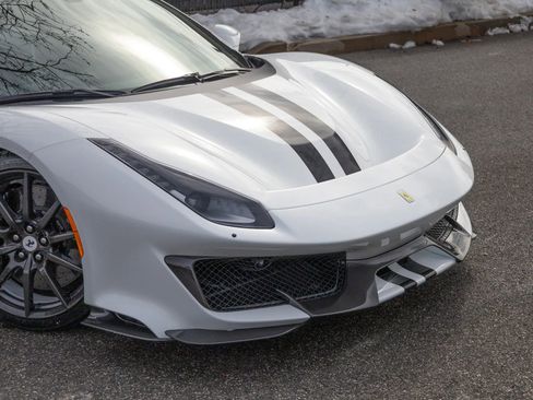 Used 2020 Ferrari 488 Pista Coupe image 9