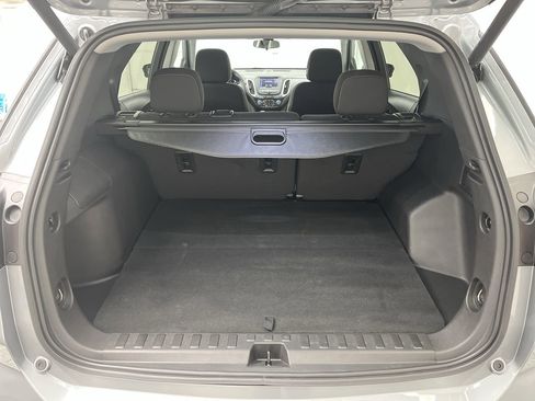 Used 2023 Chevrolet Equinox LT w/ Driver Convenience Package image 27