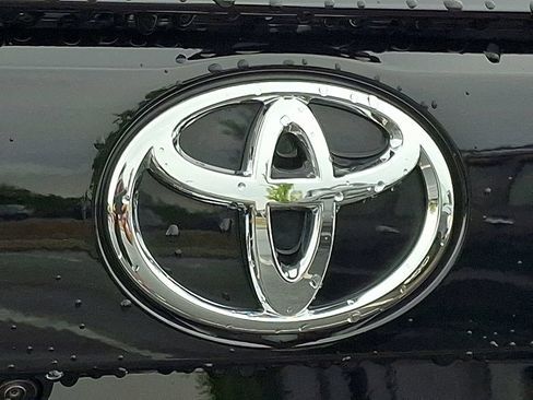 Used 2025 Toyota RAV4 XLE Premium w/ Weather Package AWD/4WD image 10