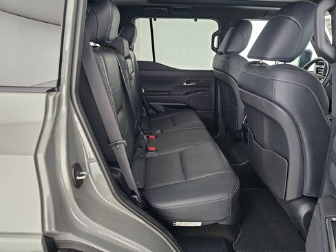 Certified 2026 Lexus GX 550 w/ Accessory Package (31) AWD/4WD image 12