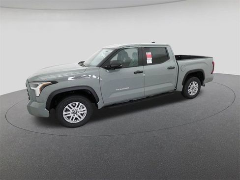 New 2026 Toyota Tundra SR5 image 2