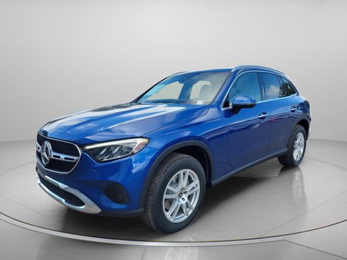 Certified 2026 Mercedes-Benz GLC 300 4MATIC image 2