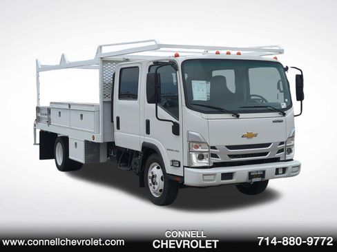 New 2024 Chevrolet Low Cab Forward 5500XG RWD image 3