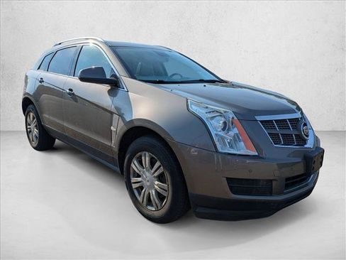 Used 2011 Cadillac SRX Luxury FWD image 3