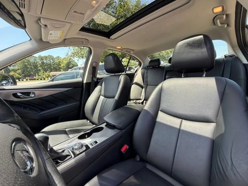 Used 2015 INFINITI Q50 Premium w/ Navigation Package AWD/4WD image 11