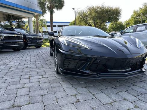 Used 2023 Chevrolet Corvette Stingray Preferred Conv w/ 2LT RWD image 17