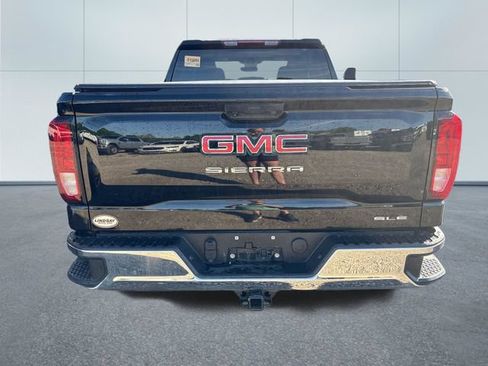 Used 2023 GMC Sierra 1500 SLE AWD/4WD image 3