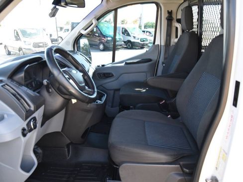 Used 2018 Ford Transit 250 130 Low Roof w/ Exterior Upgrade Package RWD image 9