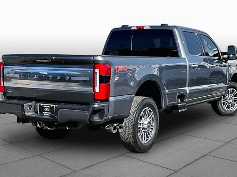 Used 2023 Ford F350 Limited w/ FX4 Off-Road Package AWD/4WD image 13
