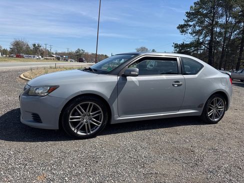 Used 2011 Scion tC image 3
