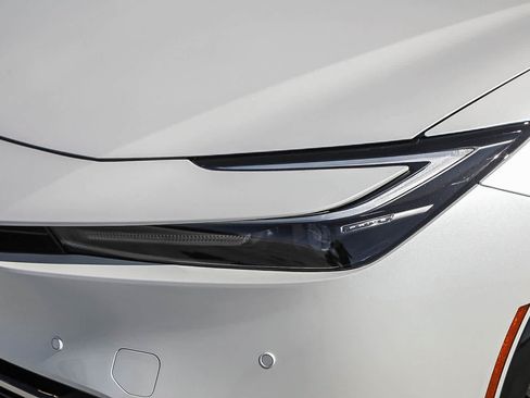 New 2026 Toyota Prius Plug-In Hybrid FWD image 8