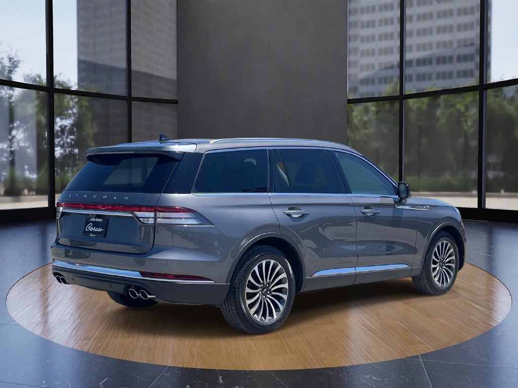 Certified 2023 Lincoln Aviator 2WD w/ Premium Package image 3