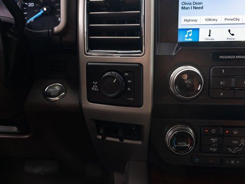 Used 2019 Ford F350 King Ranch w/ King Ranch Ultimate Package image 17