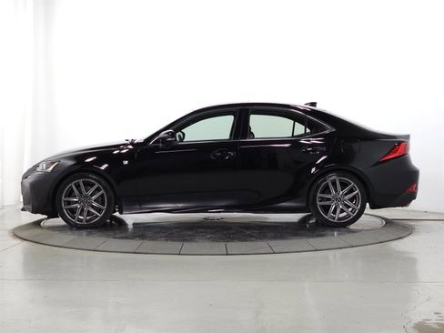 Used 2018 Lexus IS 300 F Sport w/ F Sport Package image 4