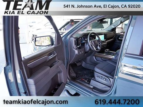 Used 2026 Chevrolet Silverado 1500 LT Trail Boss w/ LPO, Dark Essentials Package AWD/4WD image 36