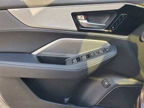 Used 2025 Acura MDX w/ Technology Package image 21