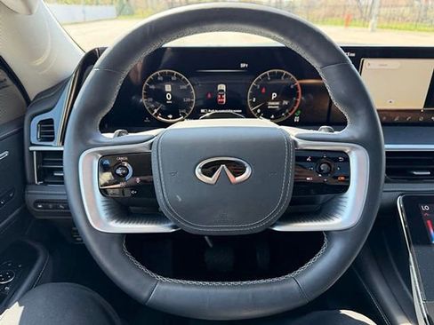 Certified 2025 INFINITI QX80 Sensory image 15