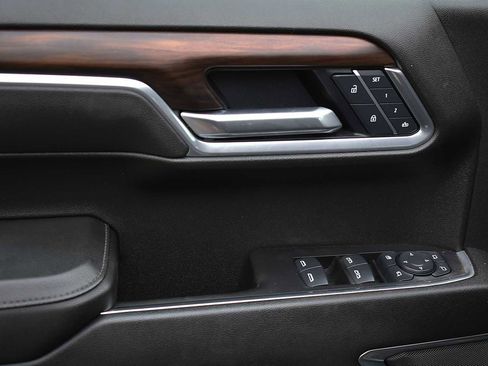 Used 2023 GMC Sierra 1500 Elevation image 20