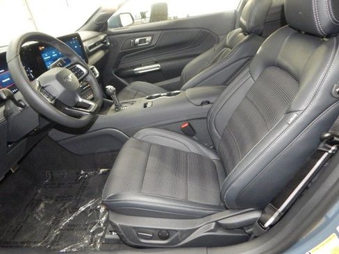 New 2025 Ford Mustang Premium image 14
