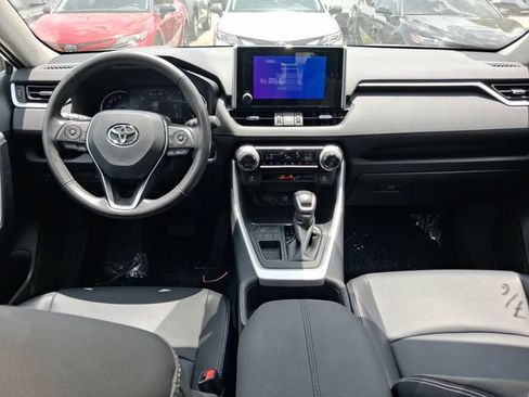 Used 2024 Toyota RAV4 XLE Premium FWD image 7