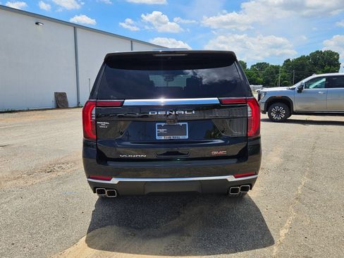 New 2026 GMC Yukon XL Denali w/ Denali Reserve Package AWD/4WD image 5