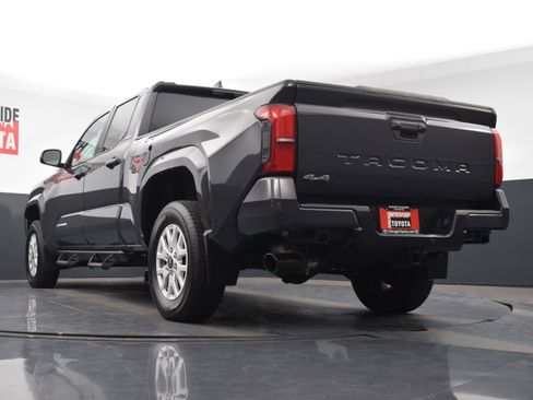Used 2024 Toyota Tacoma SR5 image 28
