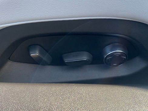 Used 2024 Chevrolet Corvette Z06 image 13