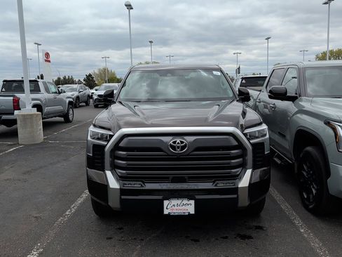 Used 2023 Toyota Tundra Limited AWD/4WD image 5